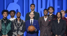 NBA技术流球星榜单：库里意外落选，詹姆斯全面技术稳居第二