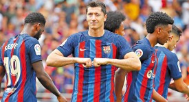 巴萨本赛季欧冠狂飙，均场3.2球领跑进球王